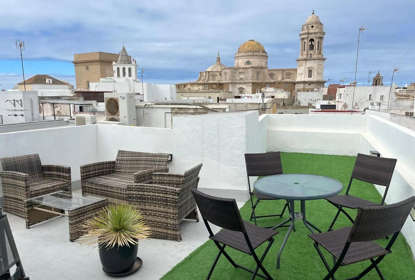 加的斯Hidden Gem Penthouse El Meson公寓